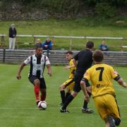 KENDAL: Mintcakes suffer fourth defeat (Report and photographs by Richard Edmondson)