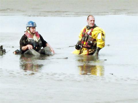 Sandside quicksand rescue