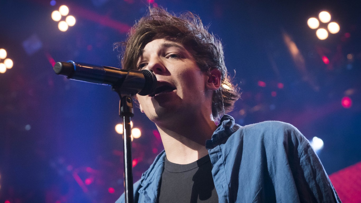 1D star Louis Tomlinson to honour mother with X Factor performance