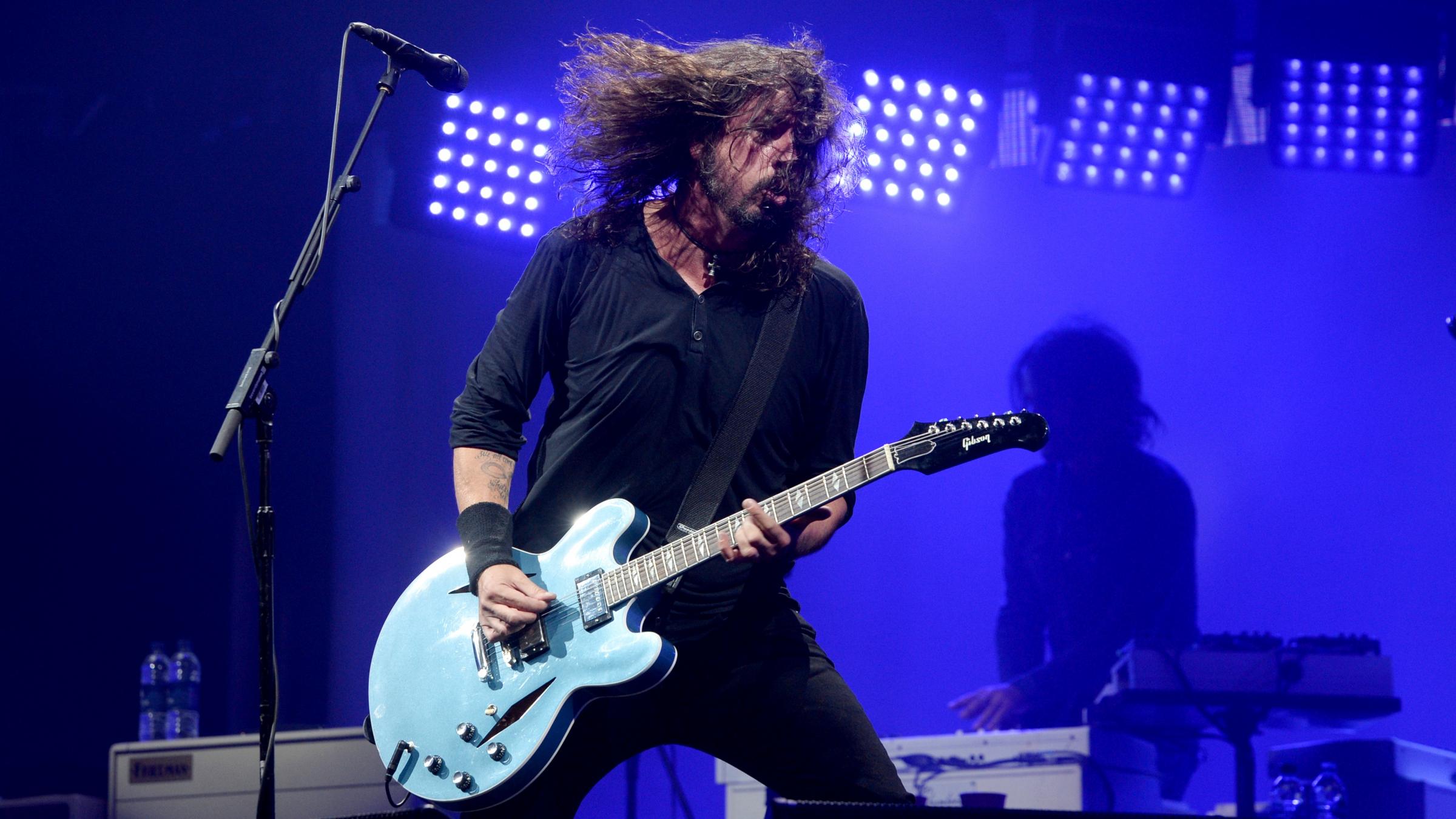 Foo Fighters close Saturday at Glastonbury with epic set