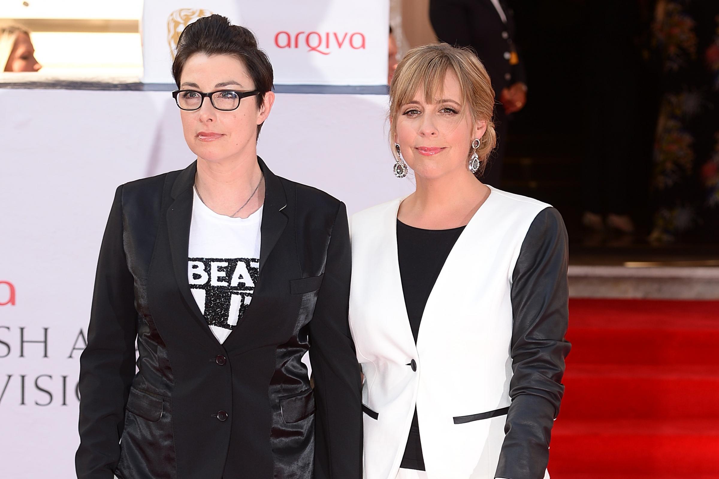 Mel Giedroyc and Sue Perkins reunited in first images from Hitmen comedy