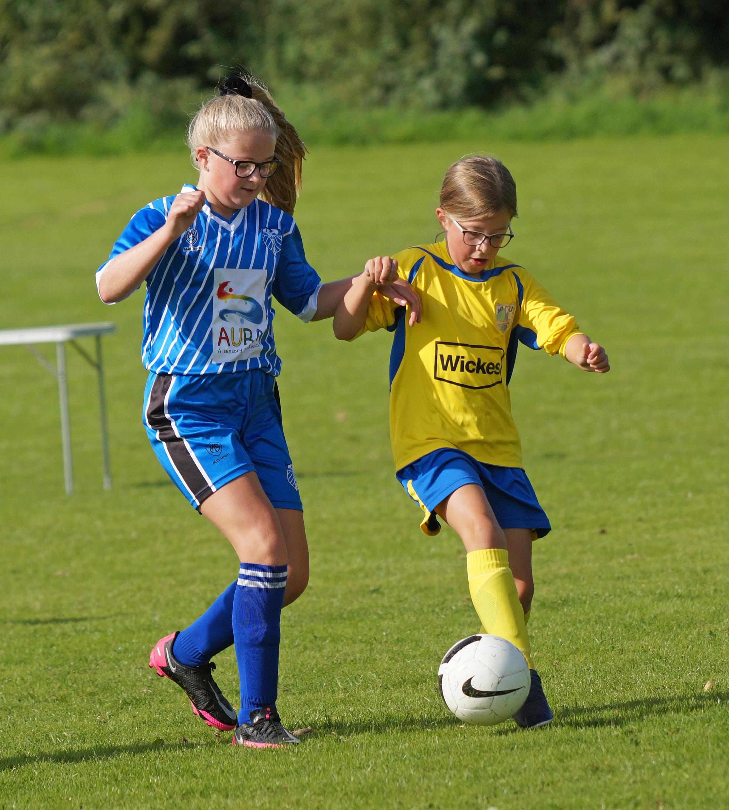 PLAY: Girls League sees mix of hard fought matches (Report and photographs by Richard Edmondson)