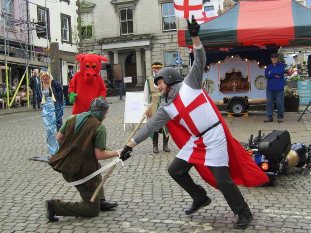The Westmorland Gazette: SWORDS: St George fighting