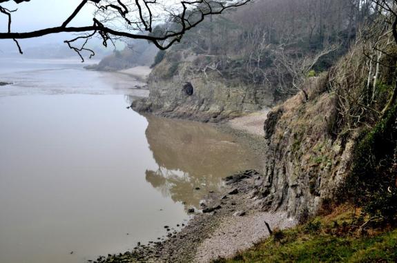The Westmorland Gazette: Arnside Cove can be part of a walk around Morecambe Bay The Westmorland Gazette: Arnside Cove can be part of a walk around Morecambe Bay